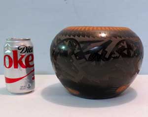 Photo of the second side of the pot used for this photo demo, still with the soda can in place