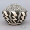 JG Louis, lkac2l284: Black-on-white seed pot with fine line and geometric design - Image 2