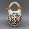 Eva Histia, lkac2l308, Wedding vase with braided handle and geometric design - Image 3