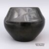 Desideria Montoya, nusi2m067: Black-on-black bowl with a geometric design - Image 3