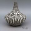Sandra Victorino, zzac2j192m1: Black-and-white jar with geometric design - Image 2