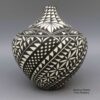 Sandra Victorino, zzac2m012m1: Black-and-white jar with geometric design - Image 3