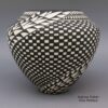 Sandra Victorino, zzac2m012m2: Black-and-white jar with geometric design - Image 4