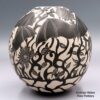 Diana Loya, zzcg2d155m2, Black-on-white jar with a sgraffito bat, vine and flower design - Image 2