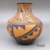 Anderson Jamie Peynetsa, zzzu3a301, Red and black jar with a geometric design - Image 3