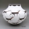 Anderson Peynetsa, zzzu3b231, Jar with a deer-with-heart-line design - Image 4